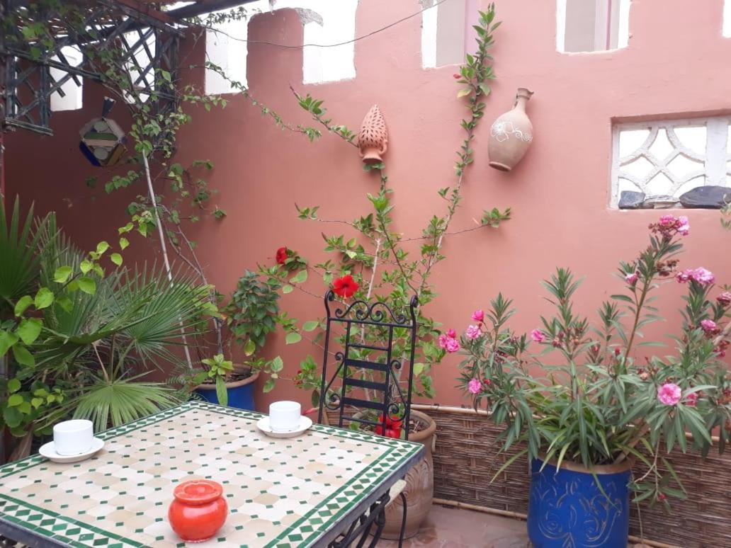 Chambres D'Hotes Les Amis Taroudant Exterior photo