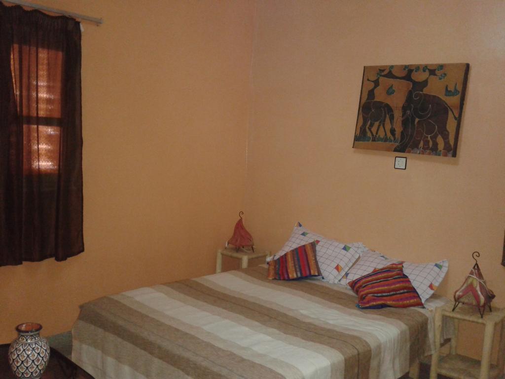 Chambres D'Hotes Les Amis Taroudant Room photo